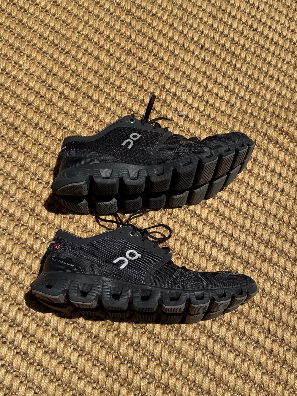 On Running Black Mesh Performance Sneakers - Picture 4 of 13